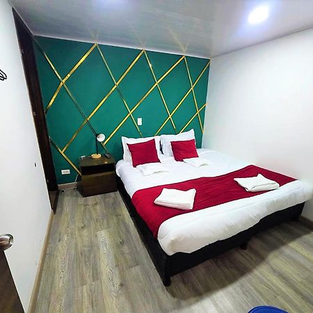 Hotel Kristal Ferial Bogotá Eksteriør billede