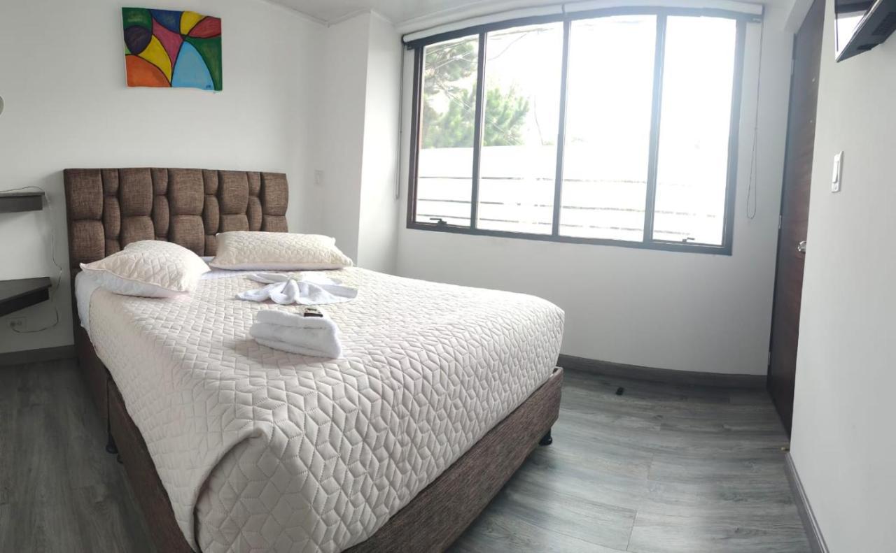 Hotel Kristal Ferial Bogotá Eksteriør billede