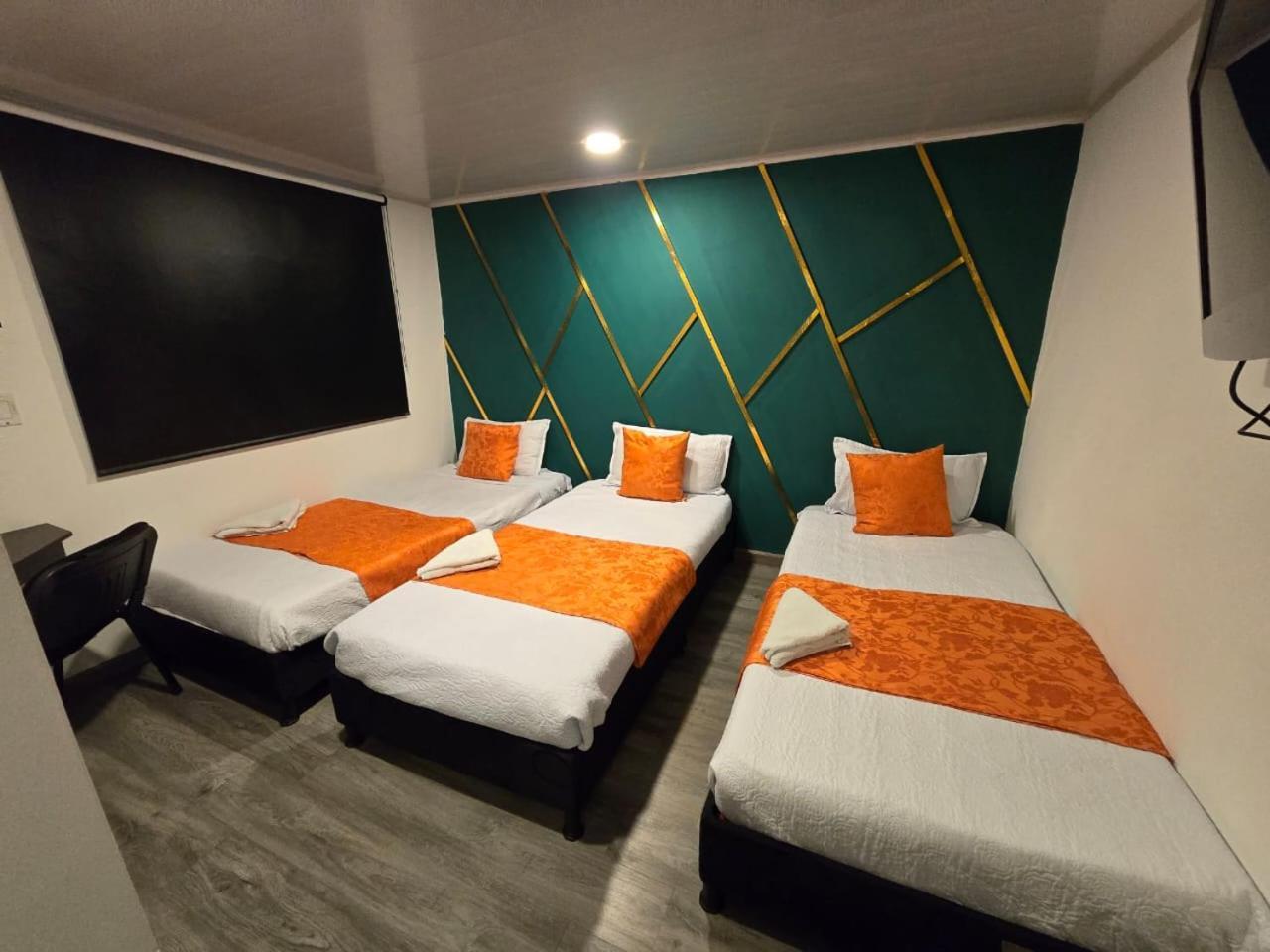 Hotel Kristal Ferial Bogotá Eksteriør billede