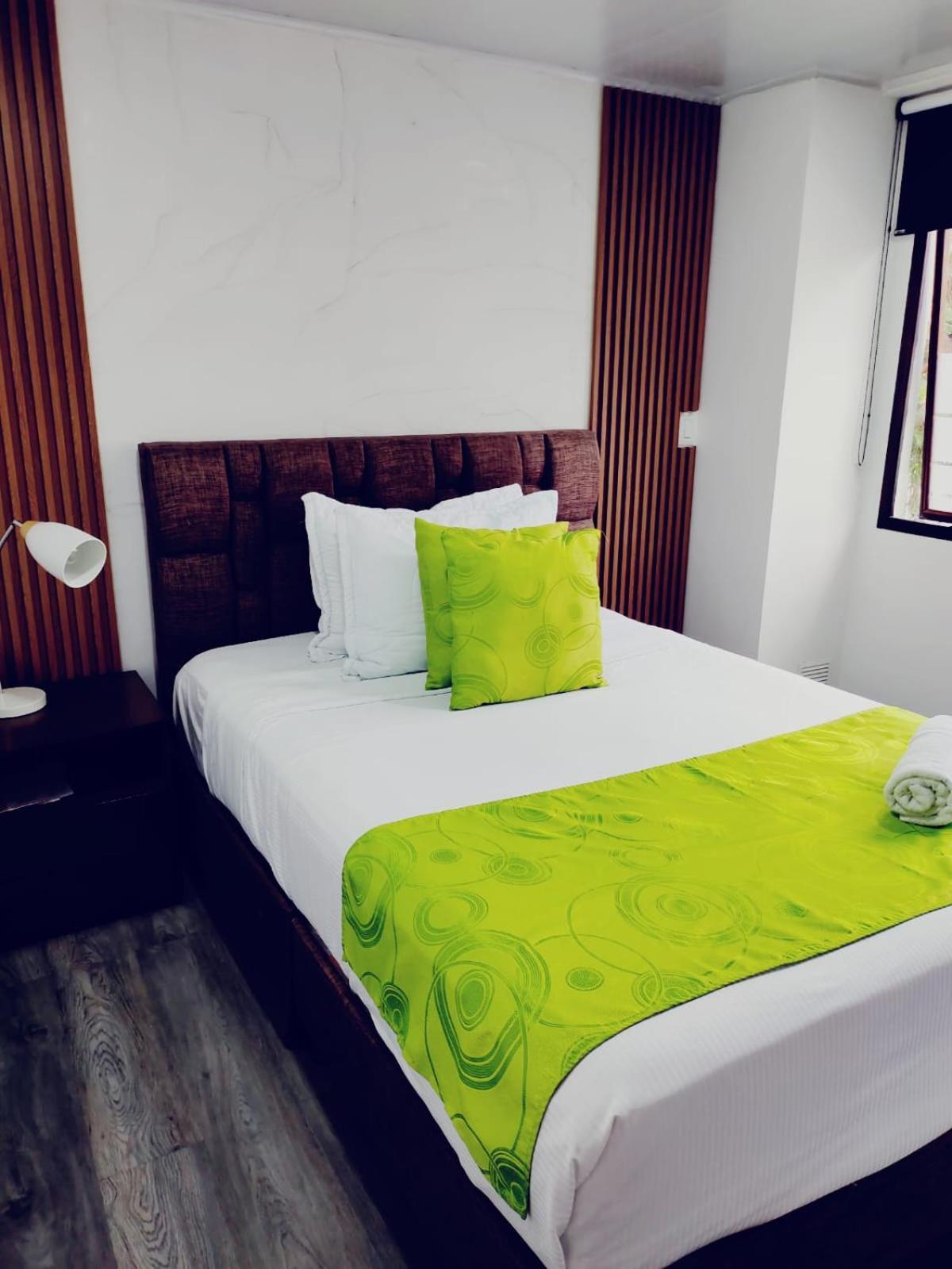 Hotel Kristal Ferial Bogotá Eksteriør billede