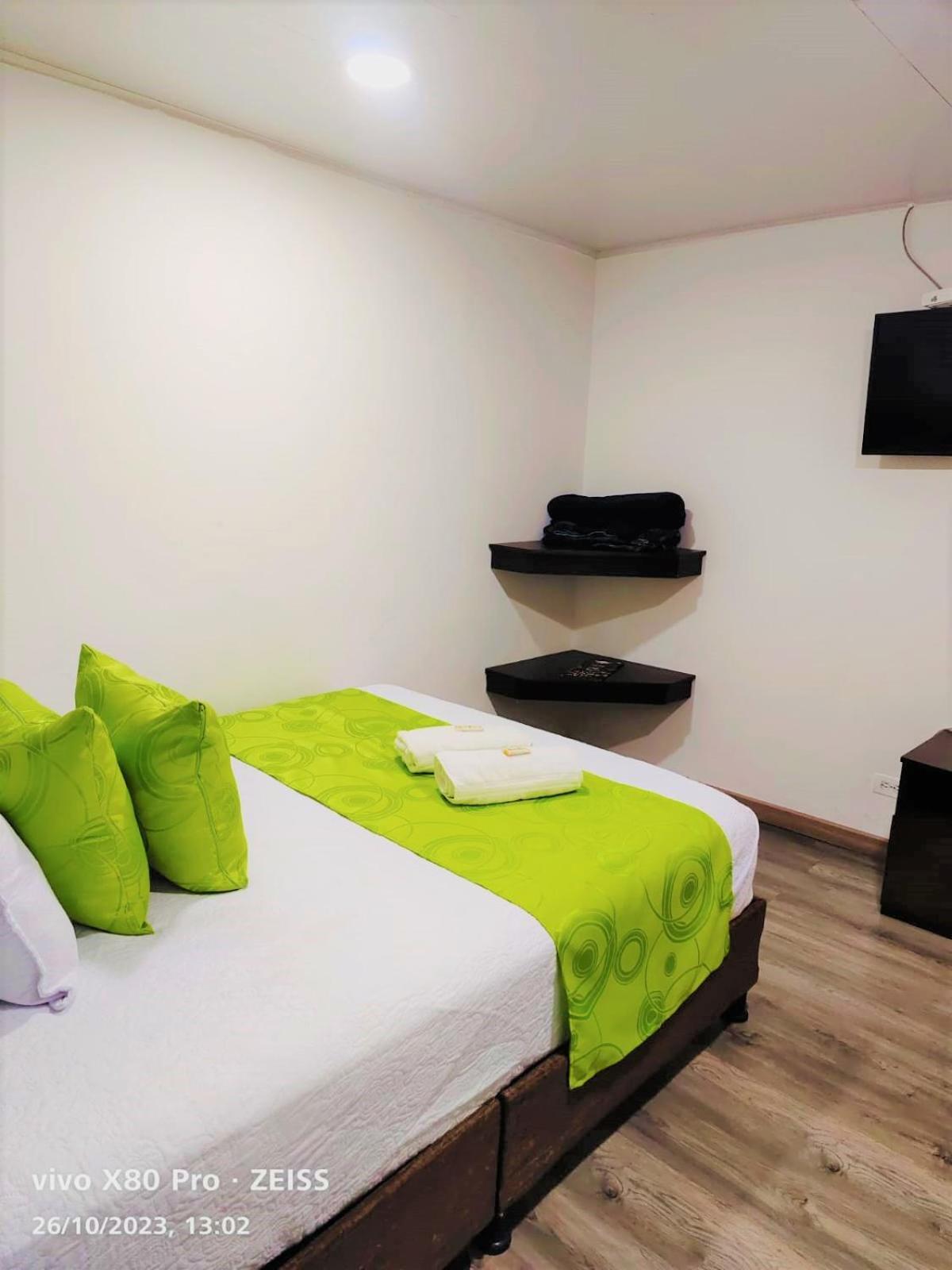 Hotel Kristal Ferial Bogotá Eksteriør billede