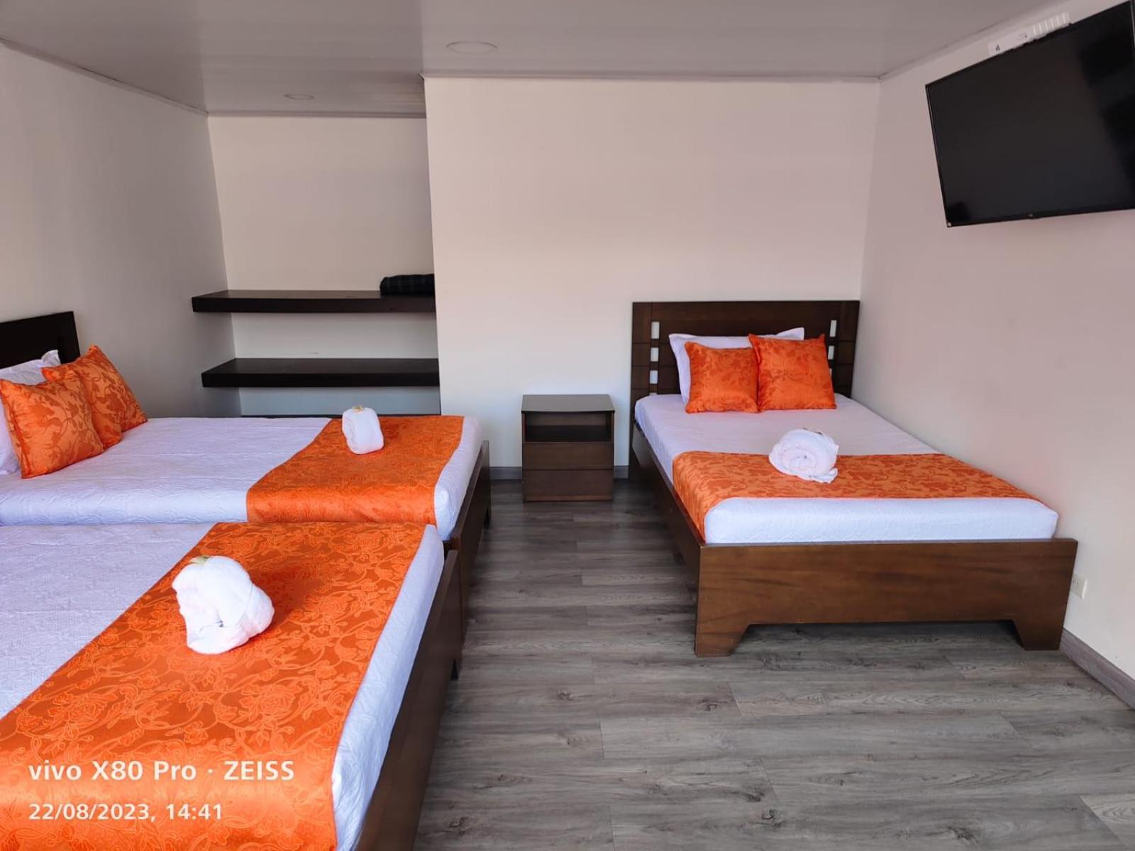 Hotel Kristal Ferial Bogotá Eksteriør billede