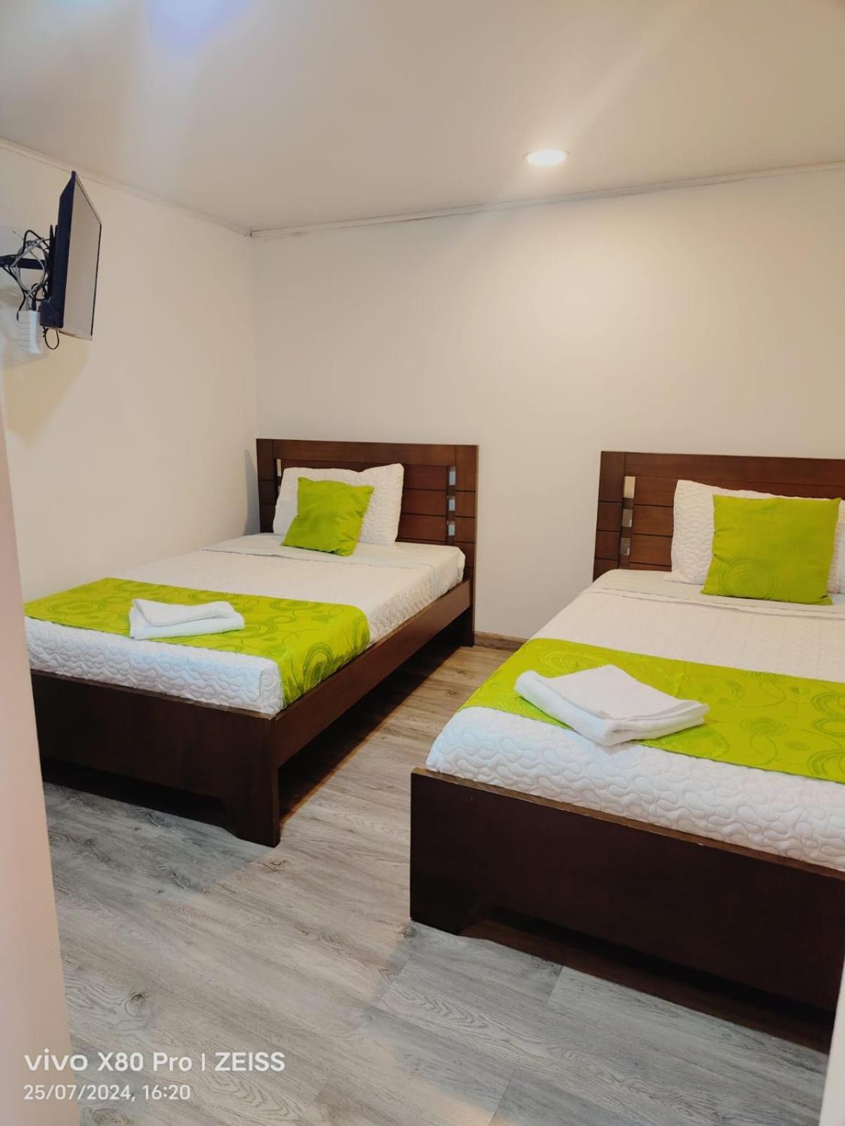 Hotel Kristal Ferial Bogotá Eksteriør billede